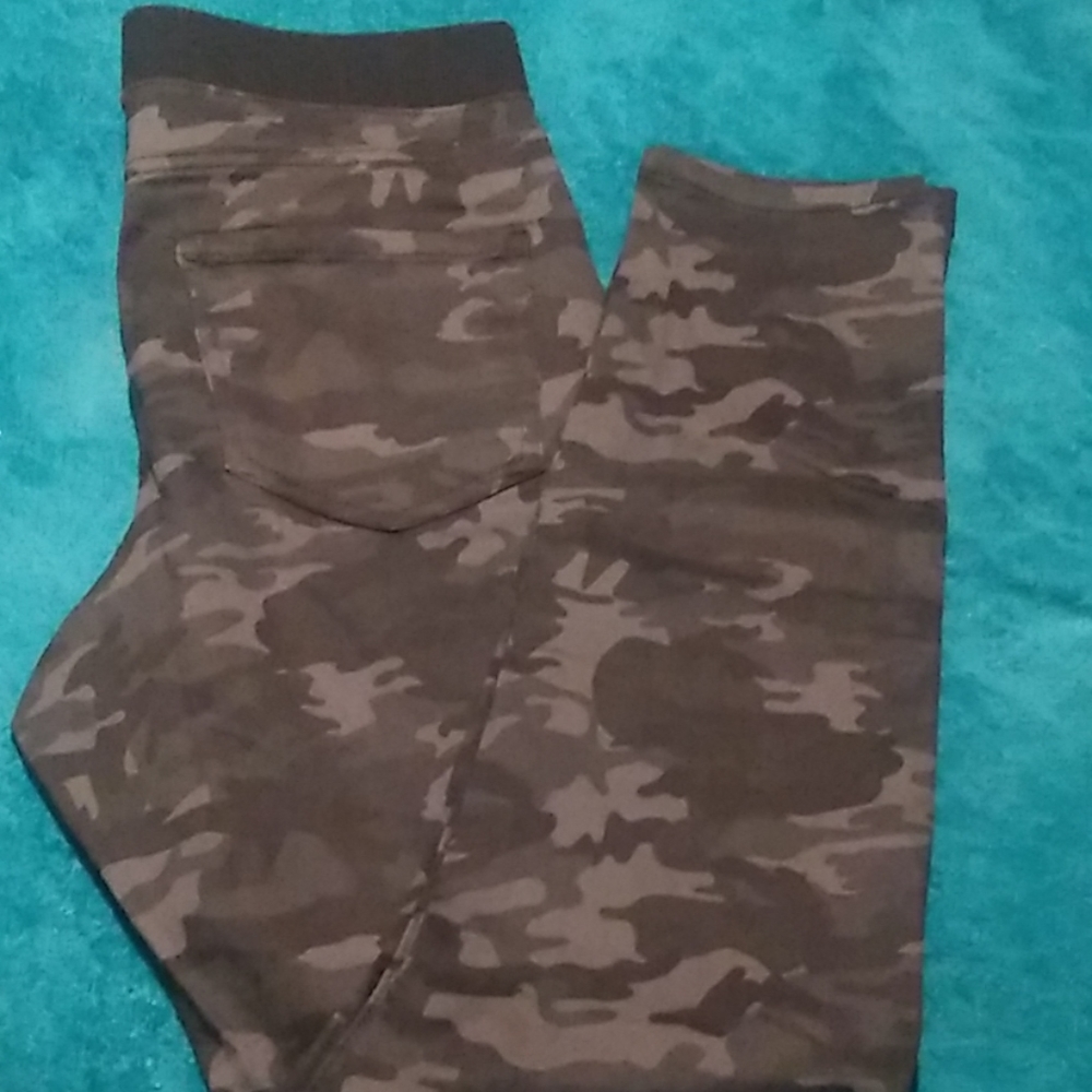 Camo Jeggings